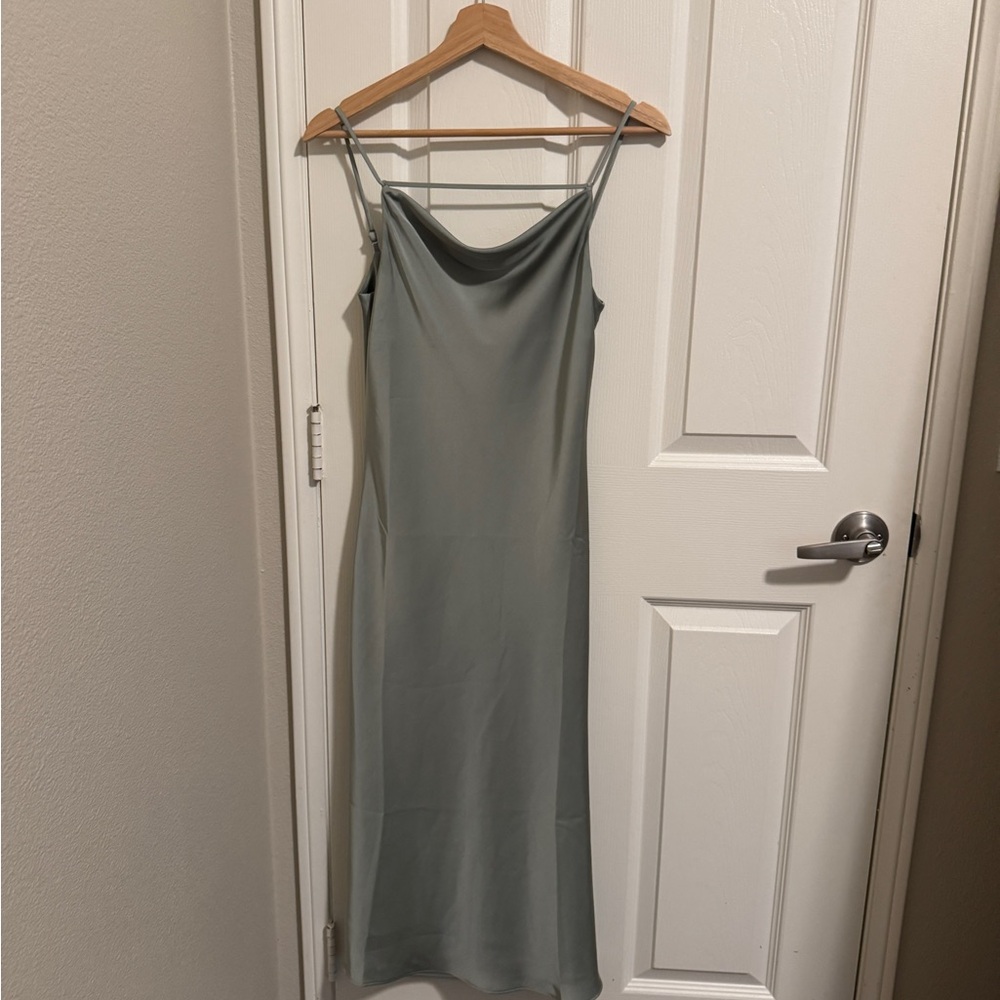 J.ING Sleek Gray Midi Dress